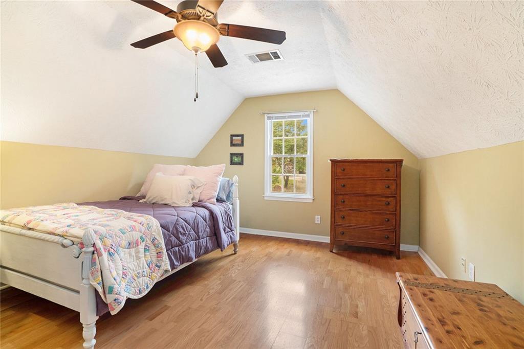 5020 Huntshire Lane, Lilburn, Georgia image 22