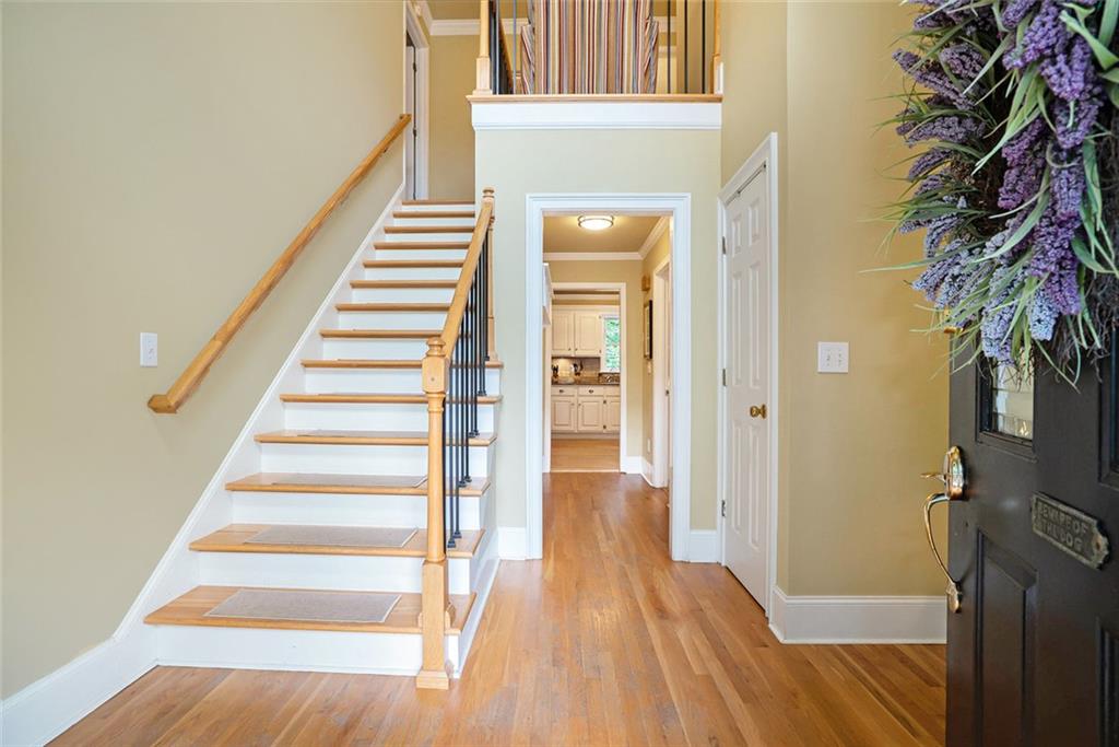 5020 Huntshire Lane, Lilburn, Georgia image 3