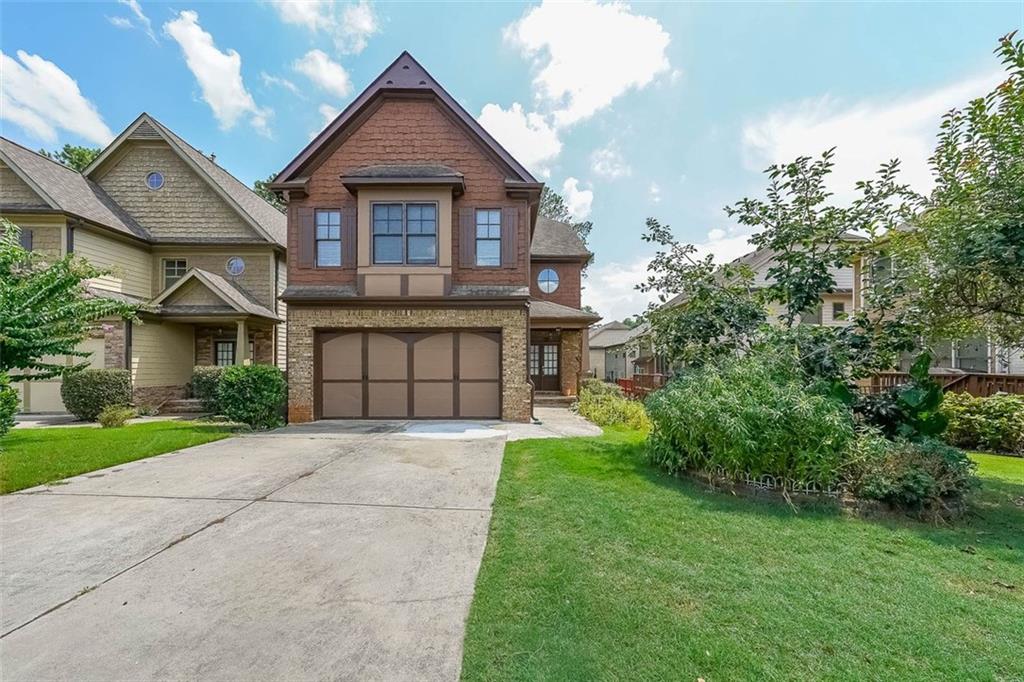 Nestled in the heart of Duluth, this beautiful, quiet, and move-in-ready home sits in the highly regarded Gwinnett County school district. Located in The Village at Old Norcross, this spacious 6-bedroom, 3.5-bath residence offers incredible flexibility with a fully finished basement—complete with a second kitchen—perfect for extended family or rental income potential.
Enjoy easy access to I-85, downtown Duluth, Norcross, and a variety of shopping, dining, and entertainment options. The main level features a large, open living area ideal for gatherings, plus a recently added sunroom filled with natural light. Upstairs, the primary suite boasts a luxurious soaking tub, a separate, spacious shower, and three additional bedrooms.
The finished basement provides its own cooking space, two rooms, and a full bath, creating a perfect private area for guests or in-laws. An ideal setup for family gatherings while still maintaining privacy.