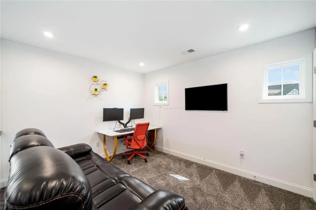 Canton, Georgia 30115, United States, 4 Bedrooms Bedrooms, ,4 BathroomsBathrooms,Residential,Active,138668