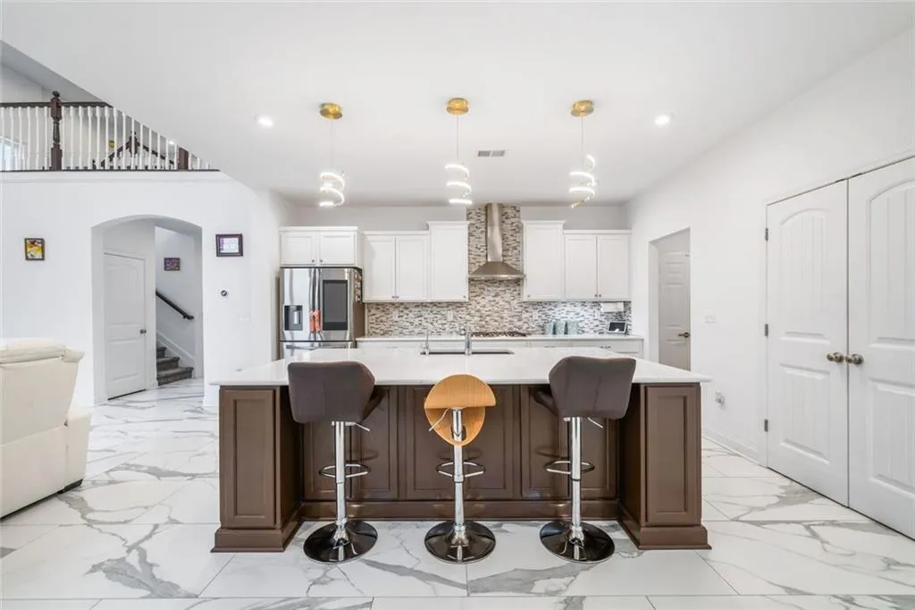 Canton, Georgia 30115, United States, 4 Bedrooms Bedrooms, ,4 BathroomsBathrooms,Residential,Active,138668