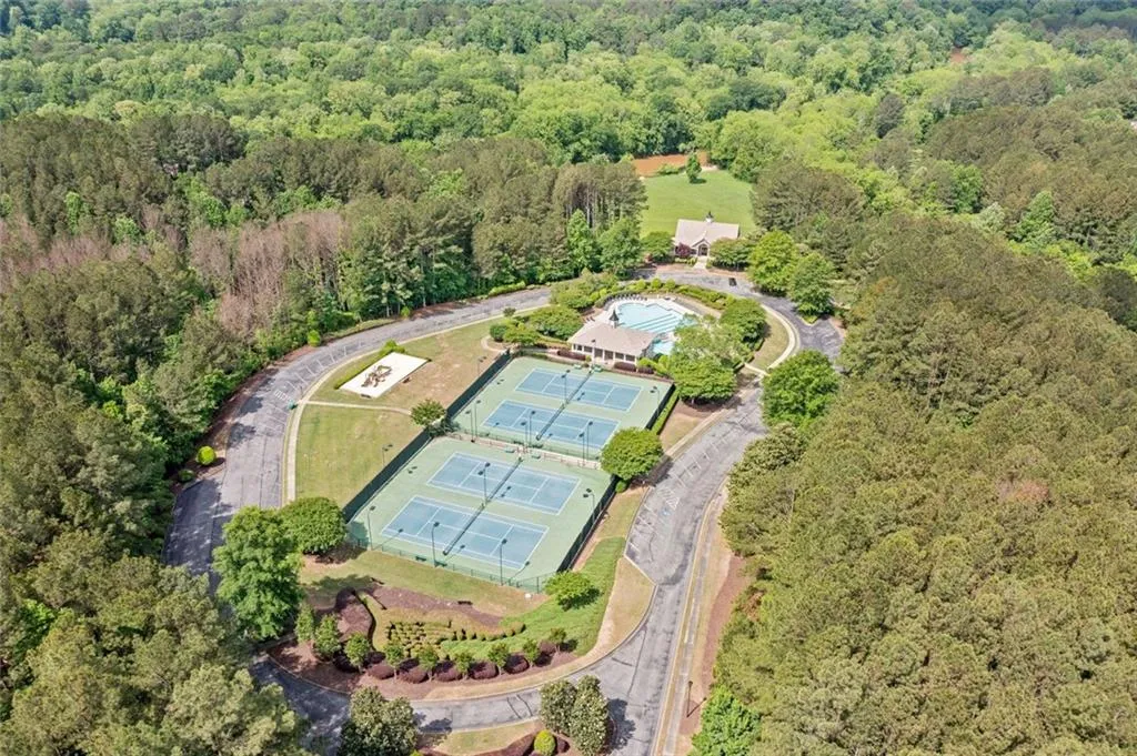 Canton, Georgia 30115, United States, 4 Bedrooms Bedrooms, ,4 BathroomsBathrooms,Residential,Active,138668