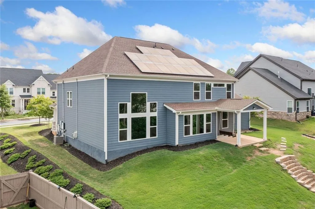 Canton, Georgia 30115, United States, 4 Bedrooms Bedrooms, ,4 BathroomsBathrooms,Residential,Active,138668