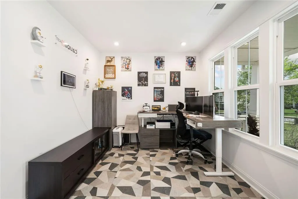 Canton, Georgia 30115, United States, 4 Bedrooms Bedrooms, ,4 BathroomsBathrooms,Residential,Active,138668