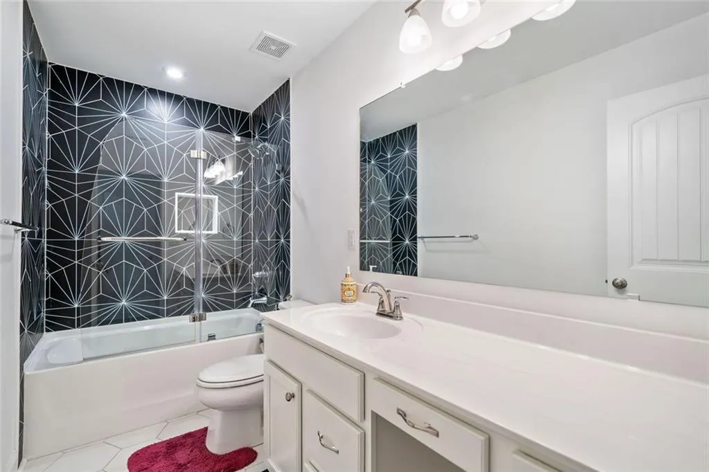 Canton, Georgia 30115, United States, 4 Bedrooms Bedrooms, ,4 BathroomsBathrooms,Residential,Active,138668