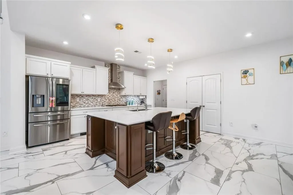 Canton, Georgia 30115, United States, 4 Bedrooms Bedrooms, ,4 BathroomsBathrooms,Residential,Active,138668