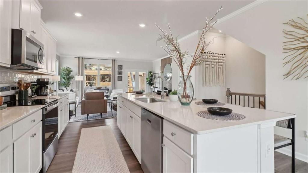 5643 PEACH ORCHARD Trail