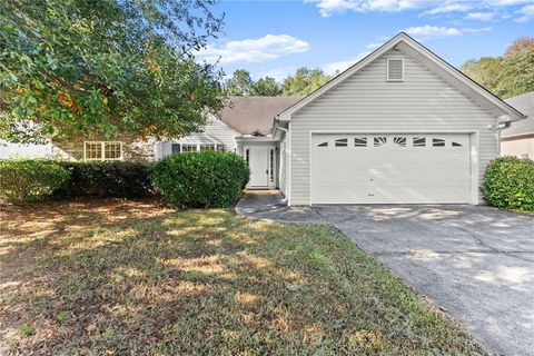 1032 Harbins Pass Drive Dacula GA 30019