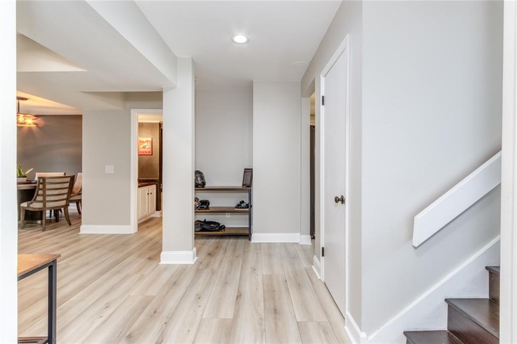 1930 Variations Drive NE