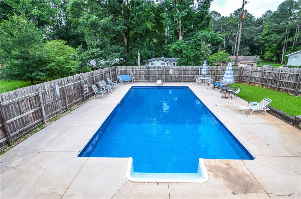 879 Old Tucker Road