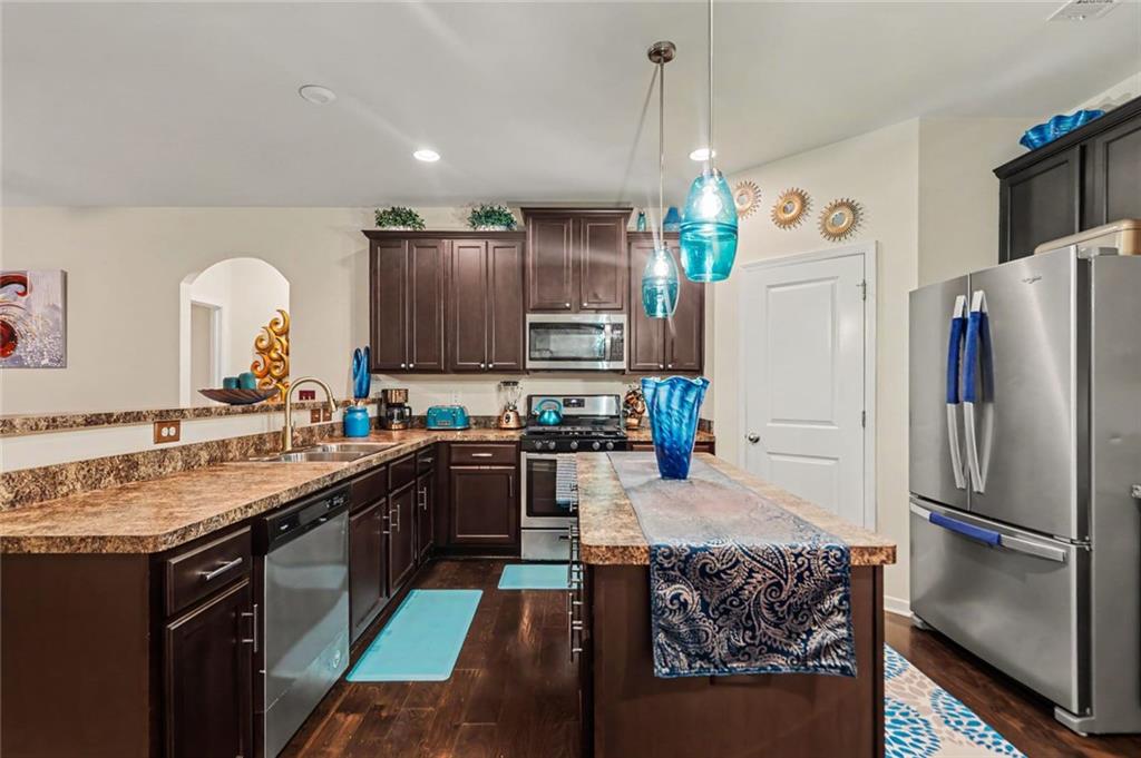 7988 Dawson Lane