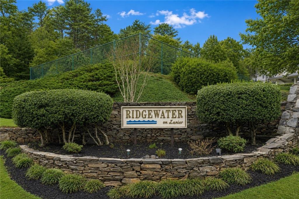 5782 Ridgewater Circle