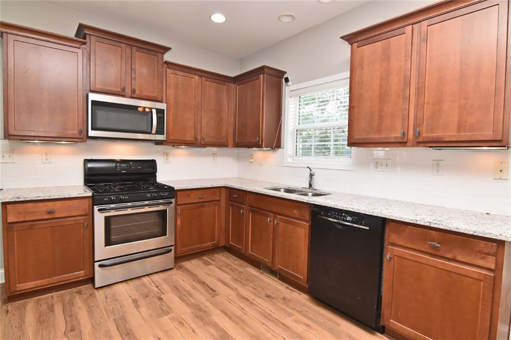 112 Arena Trail