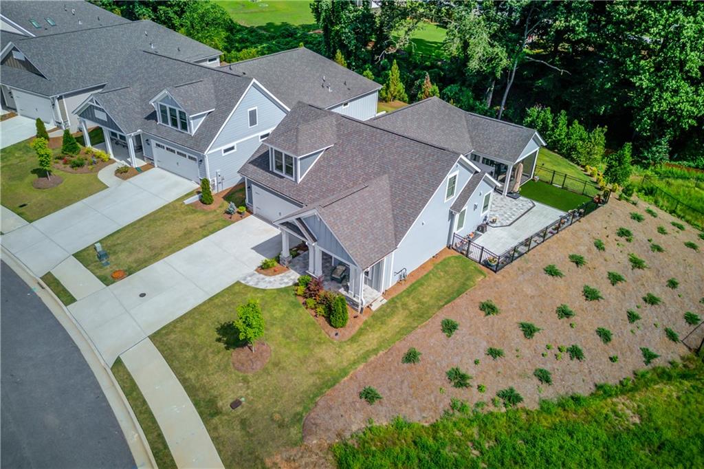 3492 Fishpond Circle