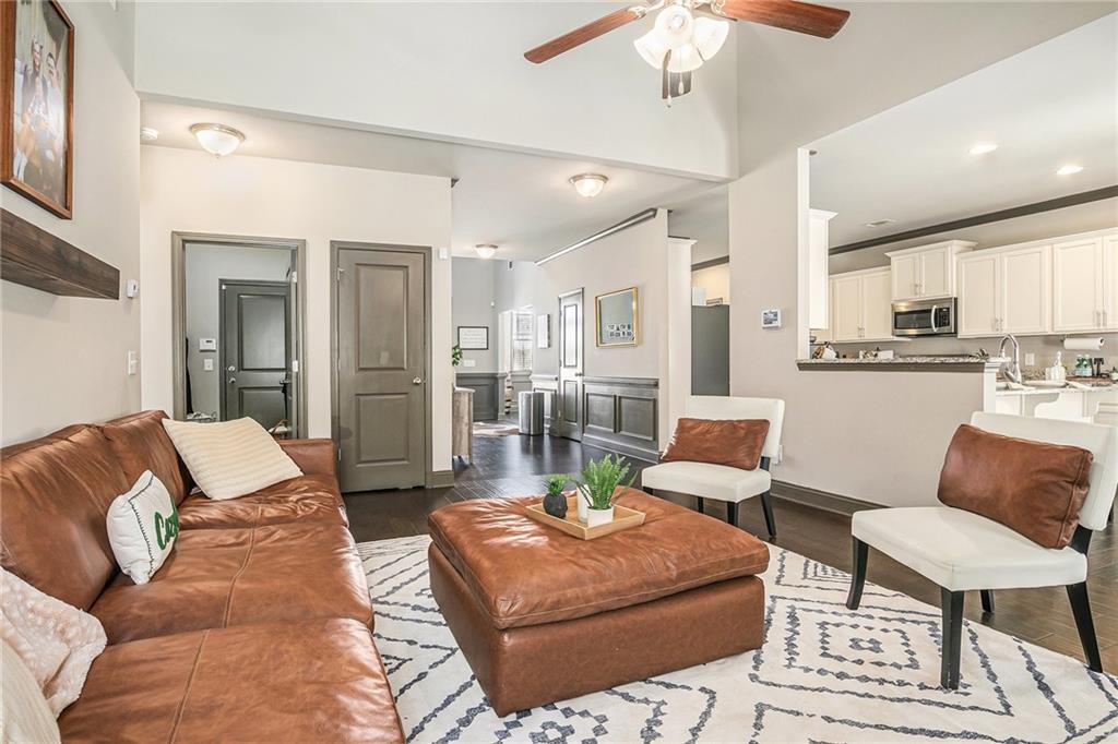 5531 WOODSTREAM Court