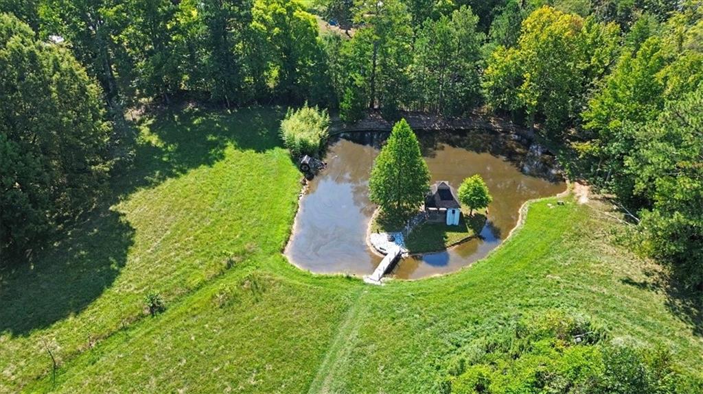 326 Old Cassville White Road