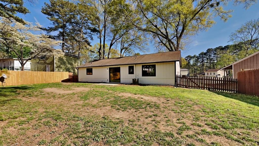 4805 Kellys Mill Drive, Lilburn, Georgia image 17