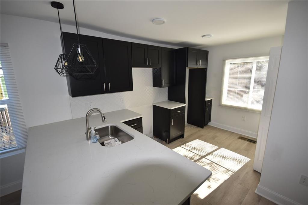 1222 E Forrest Avenue