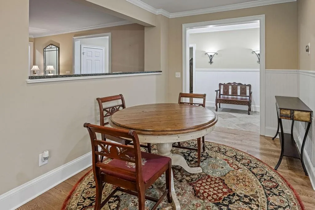 Canton, Georgia 30115, United States, 5 Bedrooms Bedrooms, ,6 BathroomsBathrooms,Residential,Active,126820