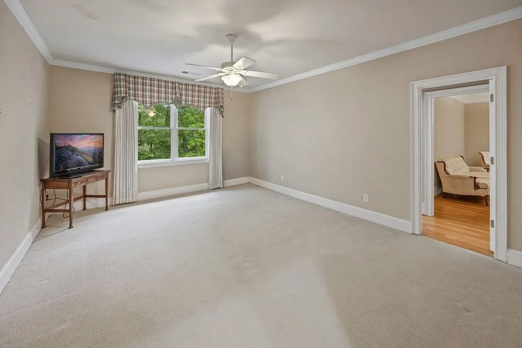 Canton, Georgia 30115, United States, 5 Bedrooms Bedrooms, ,6 BathroomsBathrooms,Residential,Active,126820