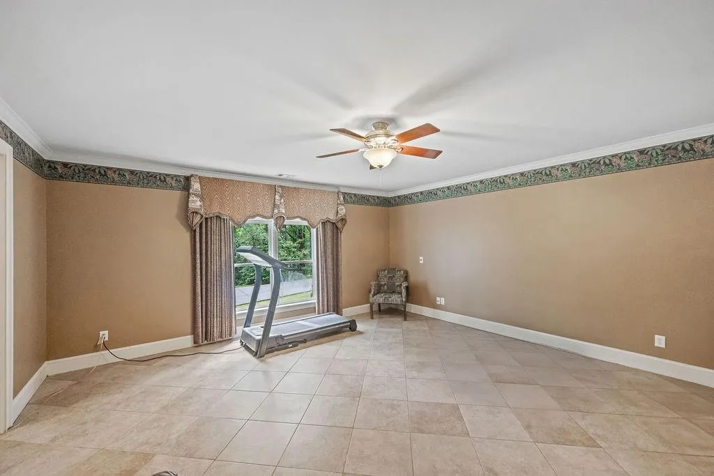 Canton, Georgia 30115, United States, 5 Bedrooms Bedrooms, ,6 BathroomsBathrooms,Residential,Active,126820