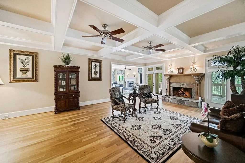 Canton, Georgia 30115, United States, 5 Bedrooms Bedrooms, ,6 BathroomsBathrooms,Residential,Active,126820