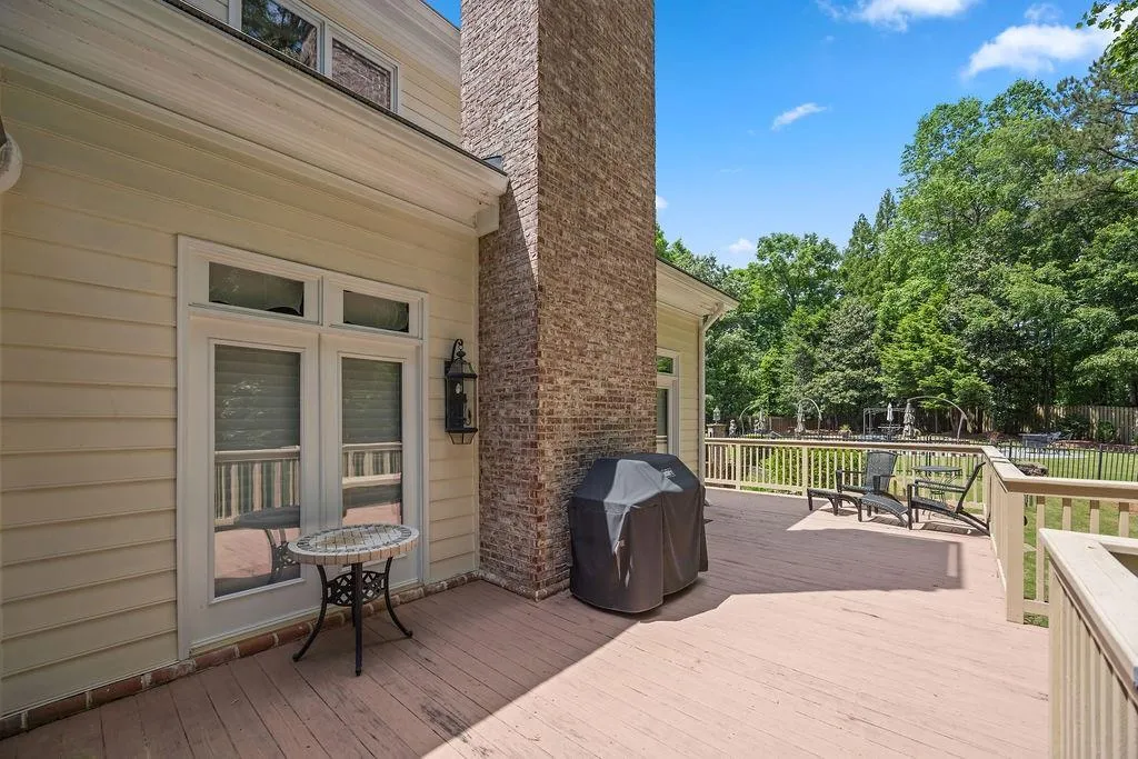 Canton, Georgia 30115, United States, 5 Bedrooms Bedrooms, ,6 BathroomsBathrooms,Residential,Active,126820