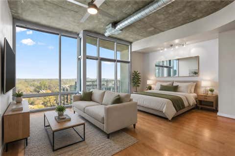 Condo For Sale - 923 Peachtree Street #1136<br/> Atlanta, GA 30309