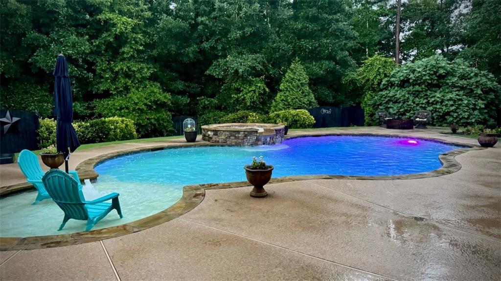 360 Glade Knoll Trail