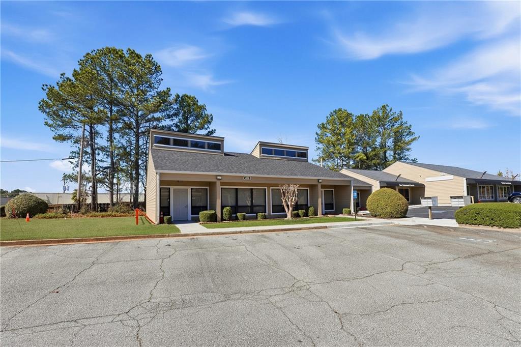 415 W Pike Street 415-421