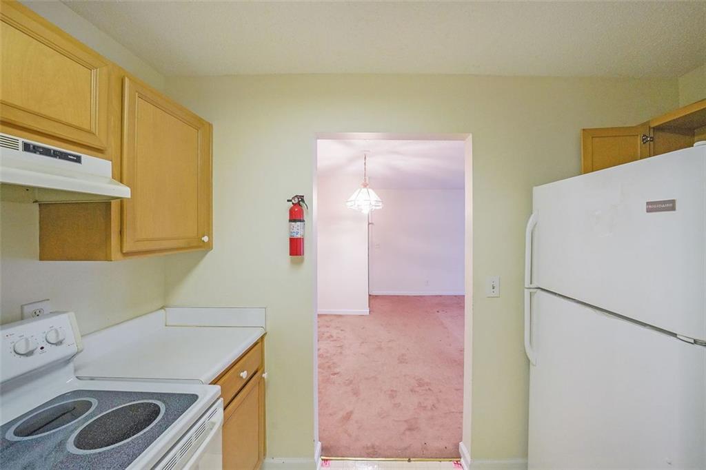 Northlake Manor - Residential