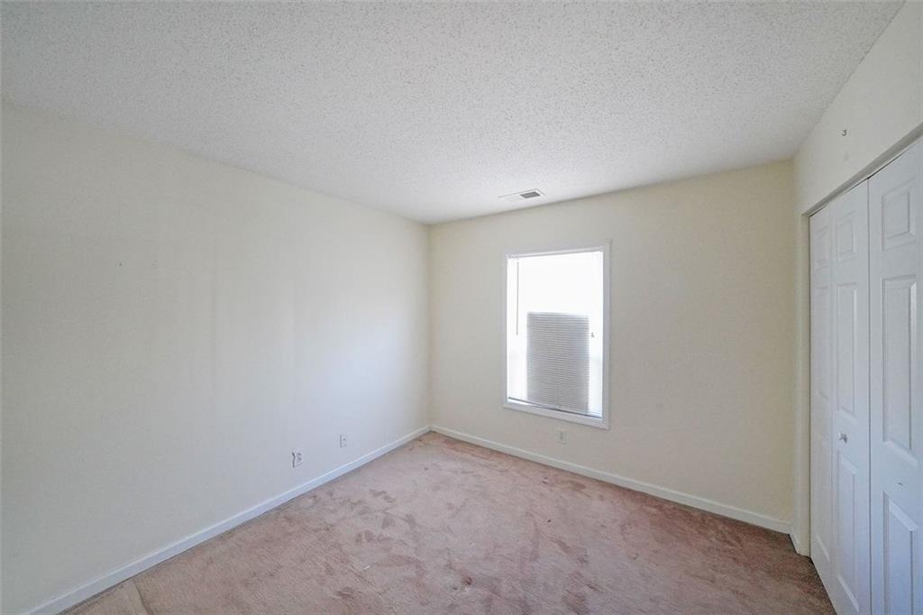 Northlake Manor - Residential