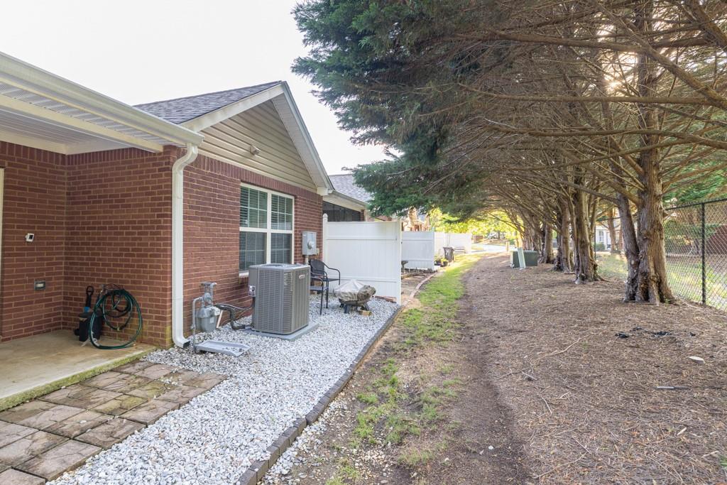 233 Tara Commons Walk, Loganville, Georgia image 47