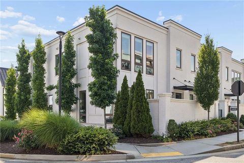 Townhouse For Sale - 6405 Halcyon Way<br/> Alpharetta, GA 30005