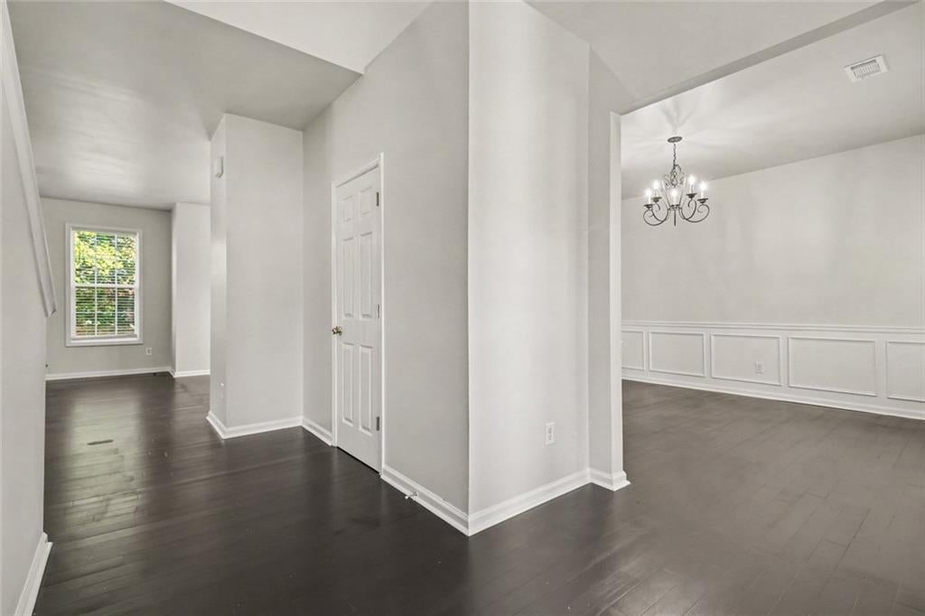 1530 Dawn Valley Trail