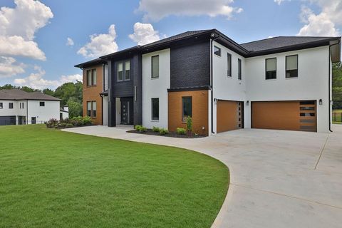 A home in Dacula