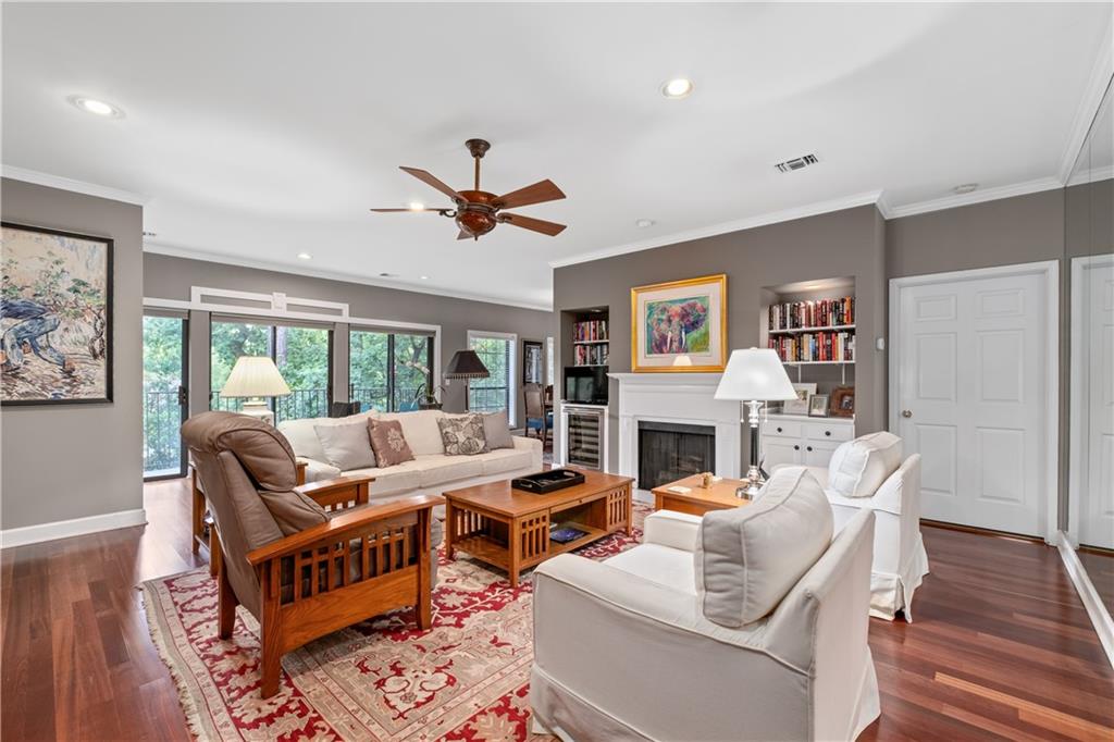 3071 Lenox Road NE 19