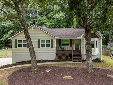 Homes For Sale - 5070 Shadowood Drive<br/> Canton, GA 30114