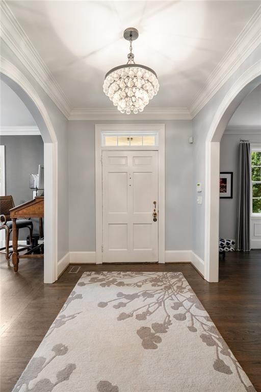 221 Robin Hood Road NE
