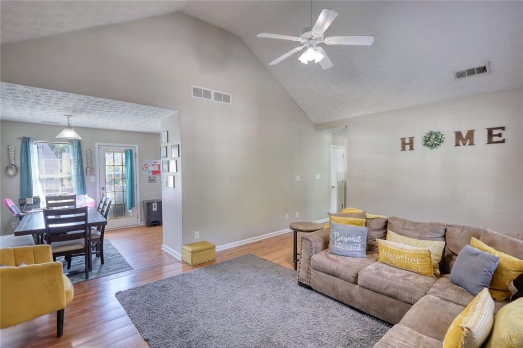 2000 Redwood Trace, Ellenwood, Georgia image 7