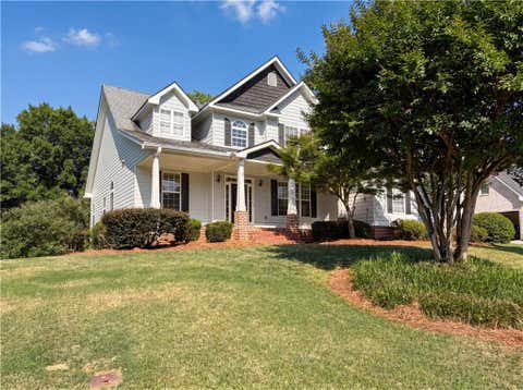 Homes For Sale - 8111 Crestview Drive<br/> Covington, GA 30014