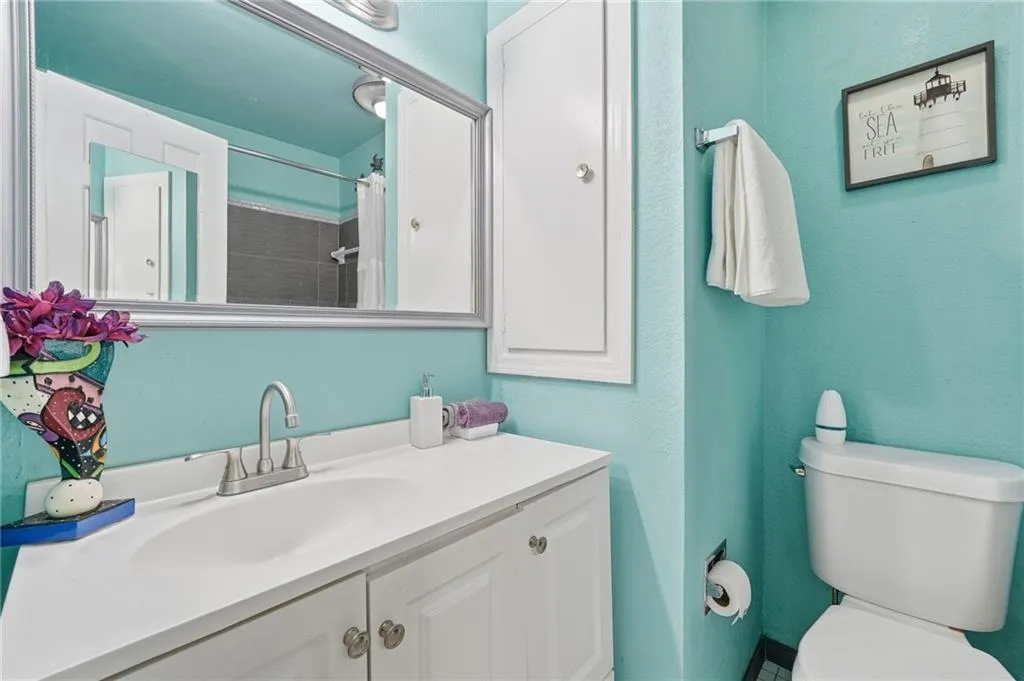 Decatur, Georgia 30032, United States, 3 Bedrooms Bedrooms, ,3 BathroomsBathrooms,Residential,Active,229612