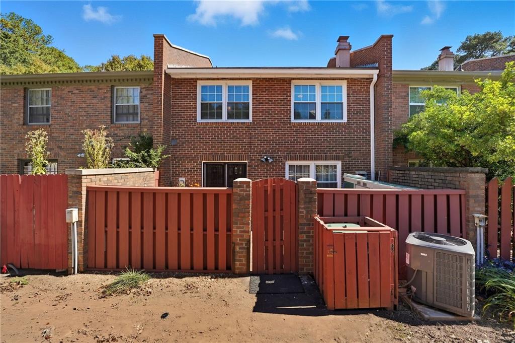 YORK PLACE - Residential