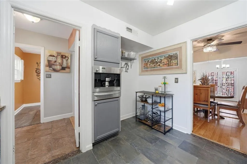 Decatur, Georgia 30032, United States, 3 Bedrooms Bedrooms, ,3 BathroomsBathrooms,Residential,Active,229612