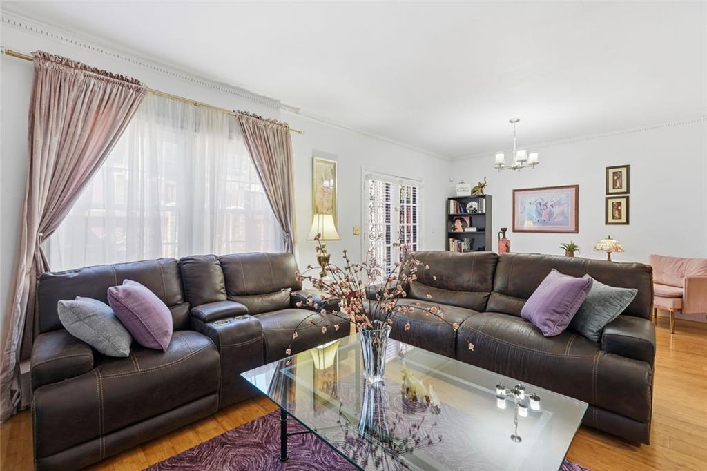 YORK PLACE - Residential