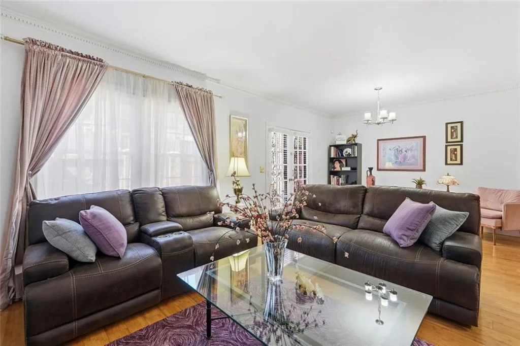 Decatur, Georgia 30032, United States, 3 Bedrooms Bedrooms, ,3 BathroomsBathrooms,Residential,Active,229612