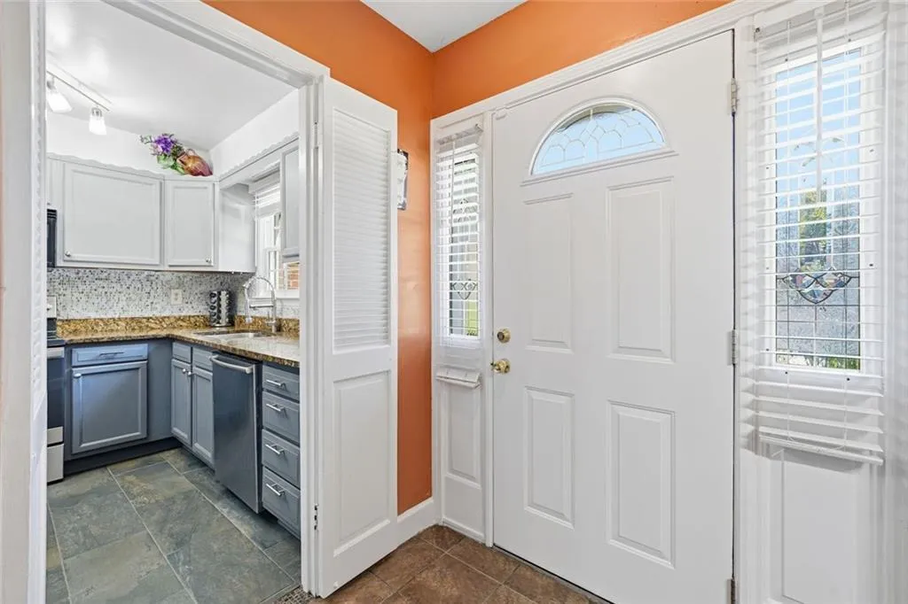 Decatur, Georgia 30032, United States, 3 Bedrooms Bedrooms, ,3 BathroomsBathrooms,Residential,Active,229612