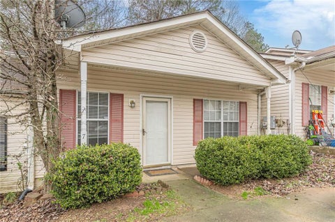 Homes For Sale - 746 Boston Common<br/> Atlanta, GA 30349