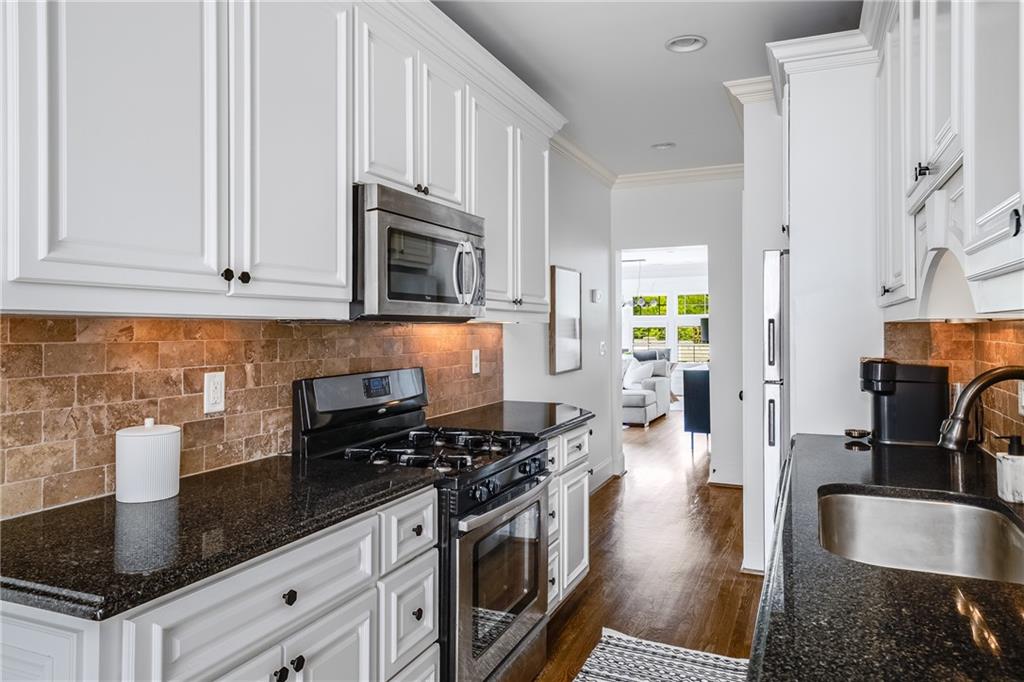 653 N Highland Avenue #3, Atlanta, Georgia image 27