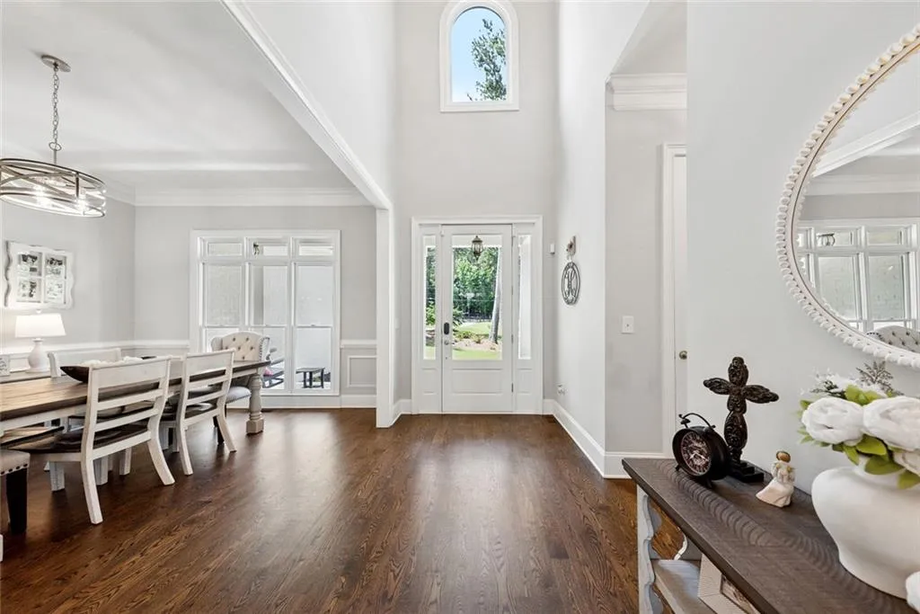 Canton, Georgia 30115, United States, 7 Bedrooms Bedrooms, ,5 BathroomsBathrooms,Residential,Active,167250